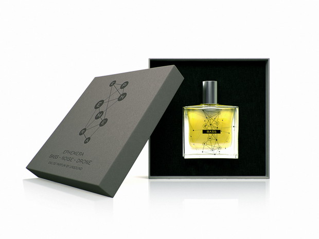 Perfumy Bass fot. mat. prasowe