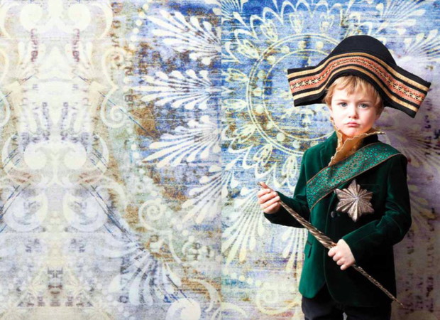 Baśniowy świąteczny lookbook marki Goodwill