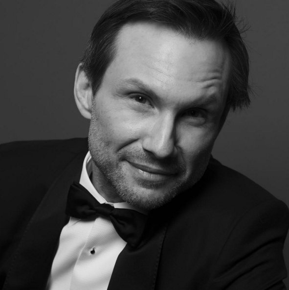 Złote Globy 2016: portrety zwycięzców autorstwa Inez & Vinoodh. Christian Slater, fot. instagram inezandvinoodh