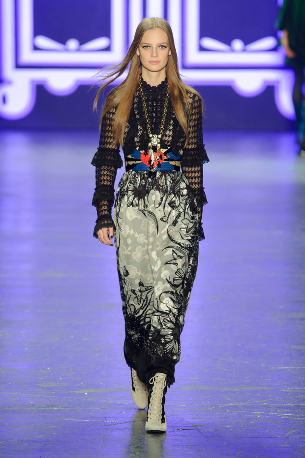 Anna Sui jesień-zima 2016/2017