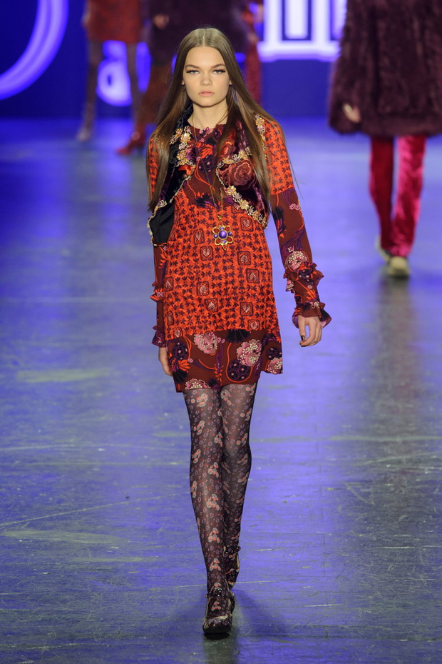 Anna Sui jesień-zima 2016/2017