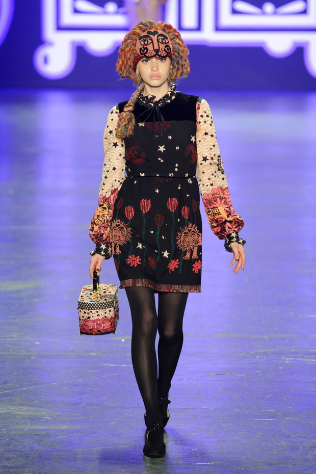 Anna Sui jesień-zima 2016/2017