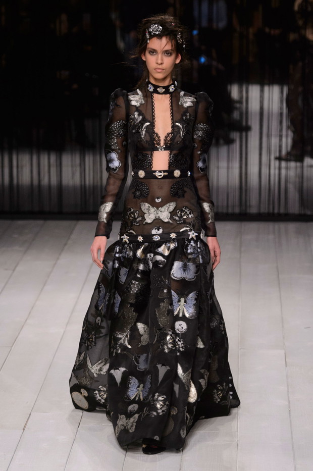Alexander McQueen jesień-zima 2016/2017