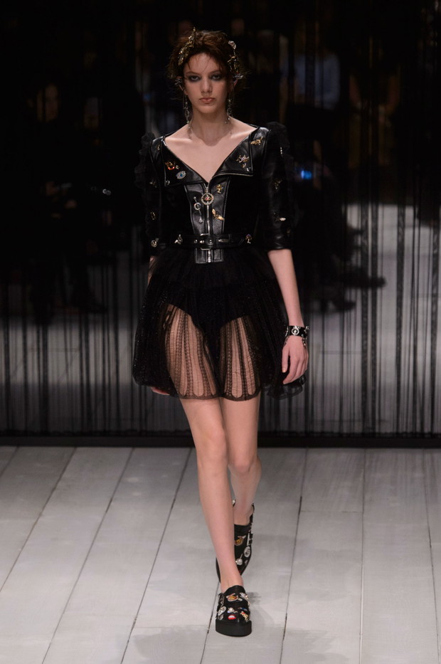 Alexander McQueen jesień-zima 2016/2017