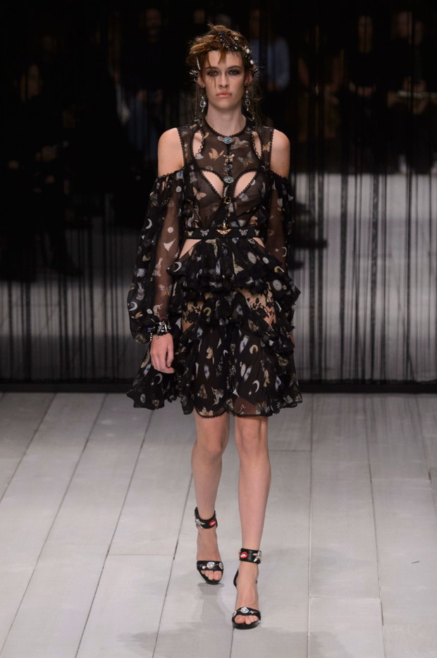 Alexander McQueen jesień-zima 2016/2017