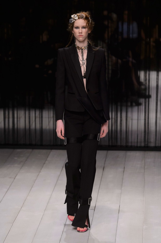 Alexander McQueen jesień-zima 2016/2017