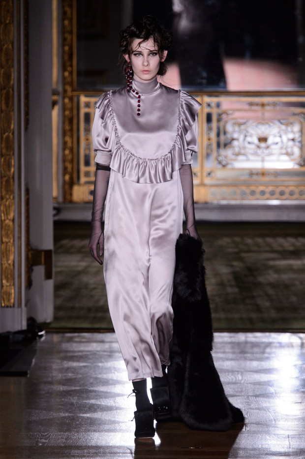 Simone Rocha jesień-zima 2016/2017