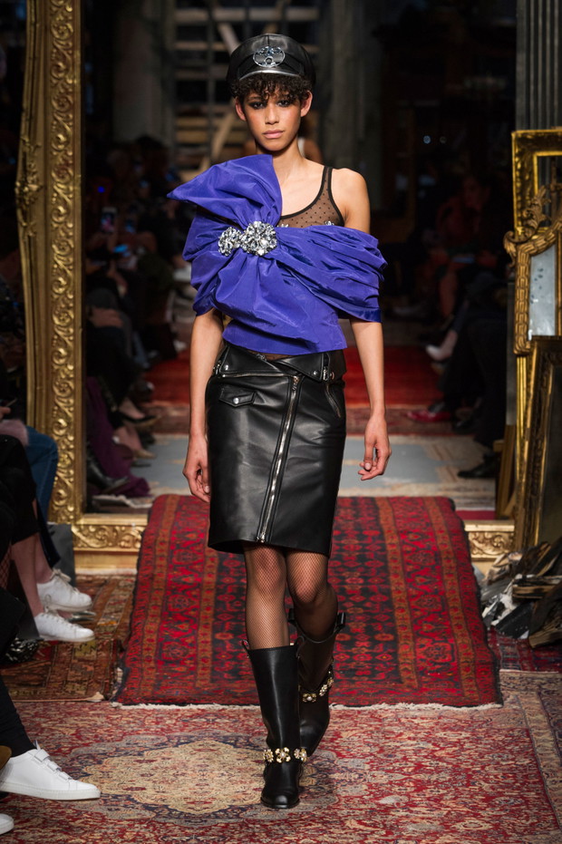 Moschino jesień-zima 2016/2017