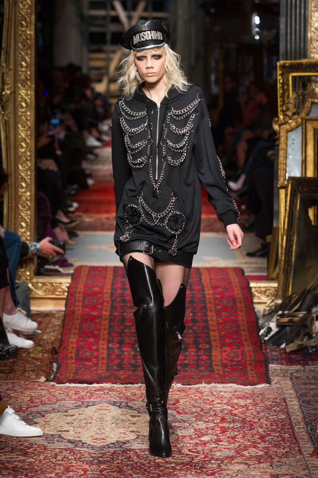 Moschino jesień-zima 2016/2017
