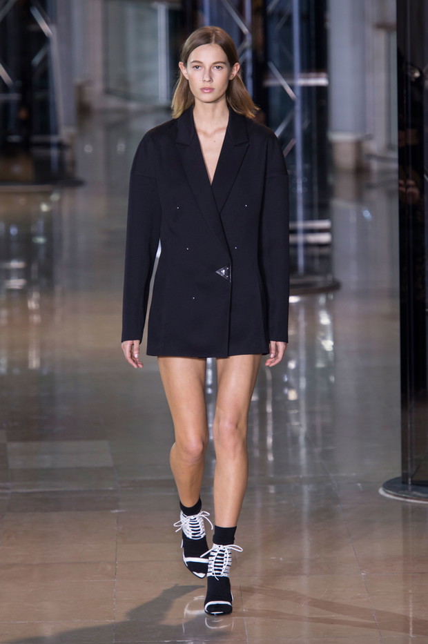 Anthony Vaccarello jesień-zima 2016/2017