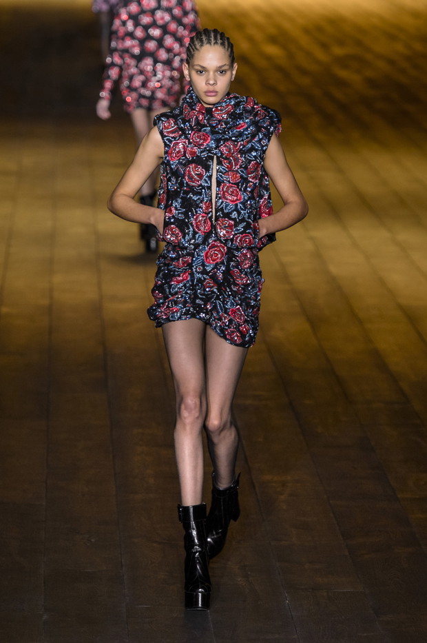 Najnowszy pokaz Saint Laurent