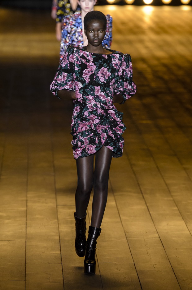 Najnowszy pokaz Saint Laurent