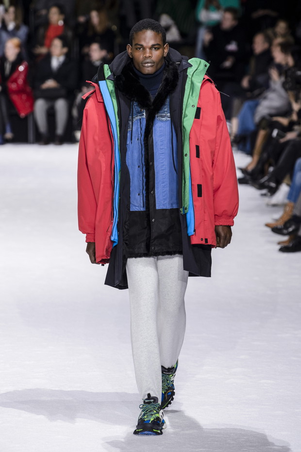 Nowy pokaz Balenciaga
