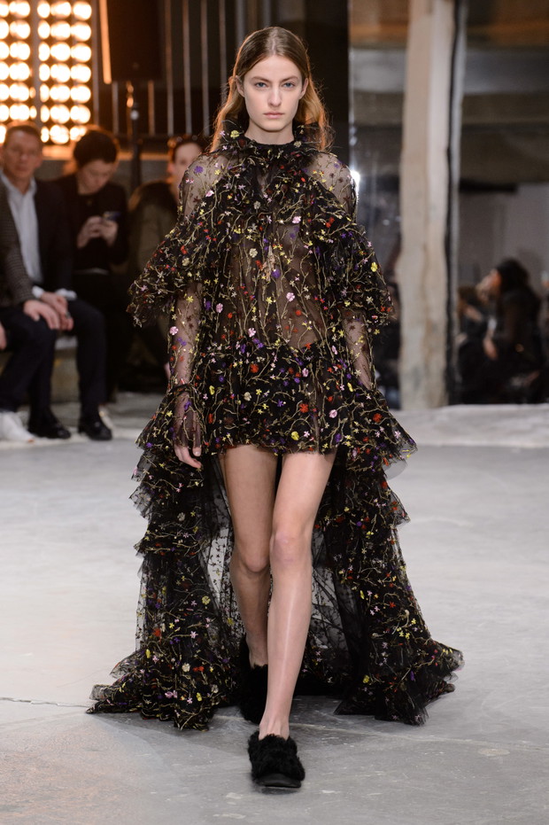 Pokaz Giambattista Valli w Paryżu