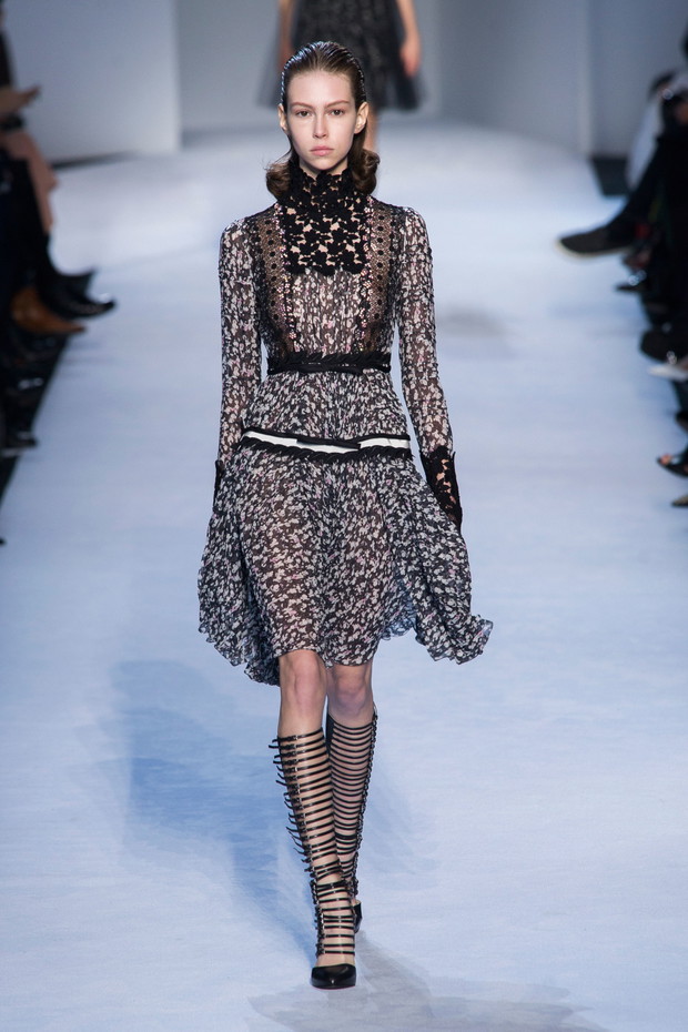 Giambattista Valli jesień-zima 2016/2017