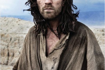 Ewan McGregor jako Jezus. Zobacz zwiastun do "Last Days in the Desert"