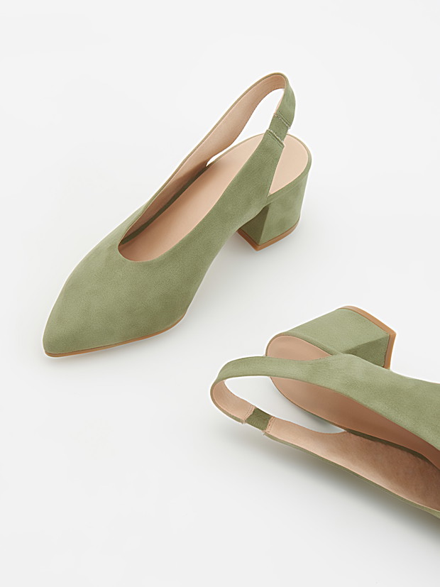 Buty Reserved