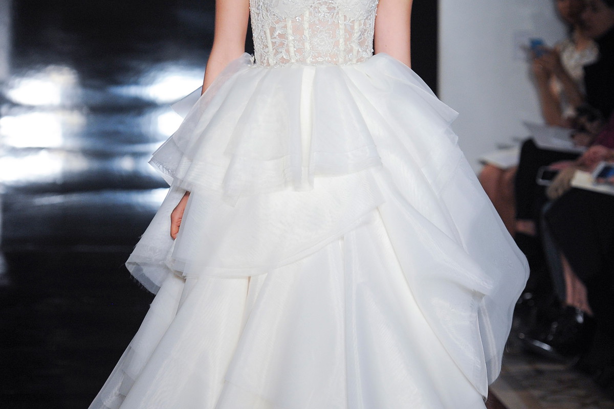 Suknie ślubne Reem Acra wiosna 2017