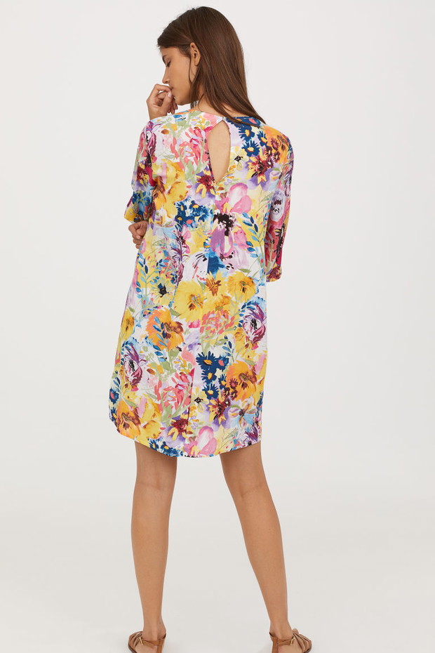 Sukienka w kwiaty H&M