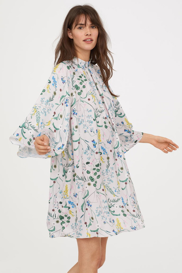 Sukienka z szerokimi rękawami H&M