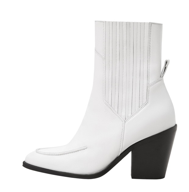 Pernille Teisbaek dla Mango