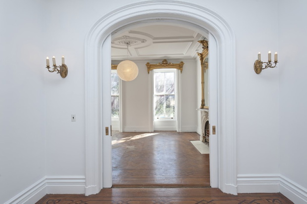 Apartament Carrie Bradshaw - jak wygląda naprawdę? Fot. Sothebyshomes