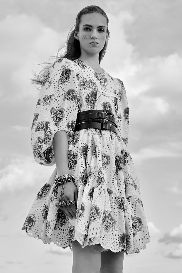 Alexander McQueen Resort 2017