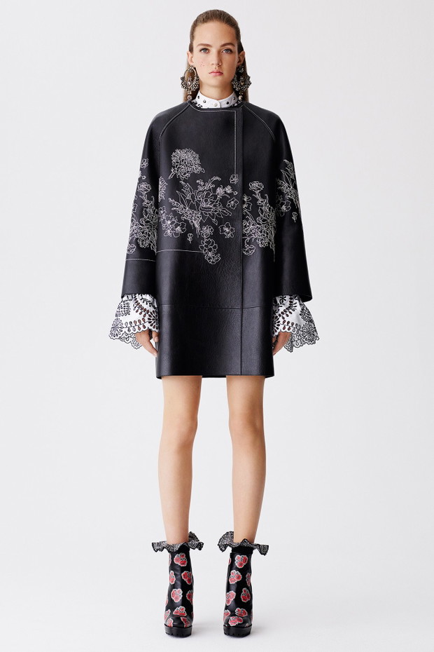 Alexander McQueen Resort 2017