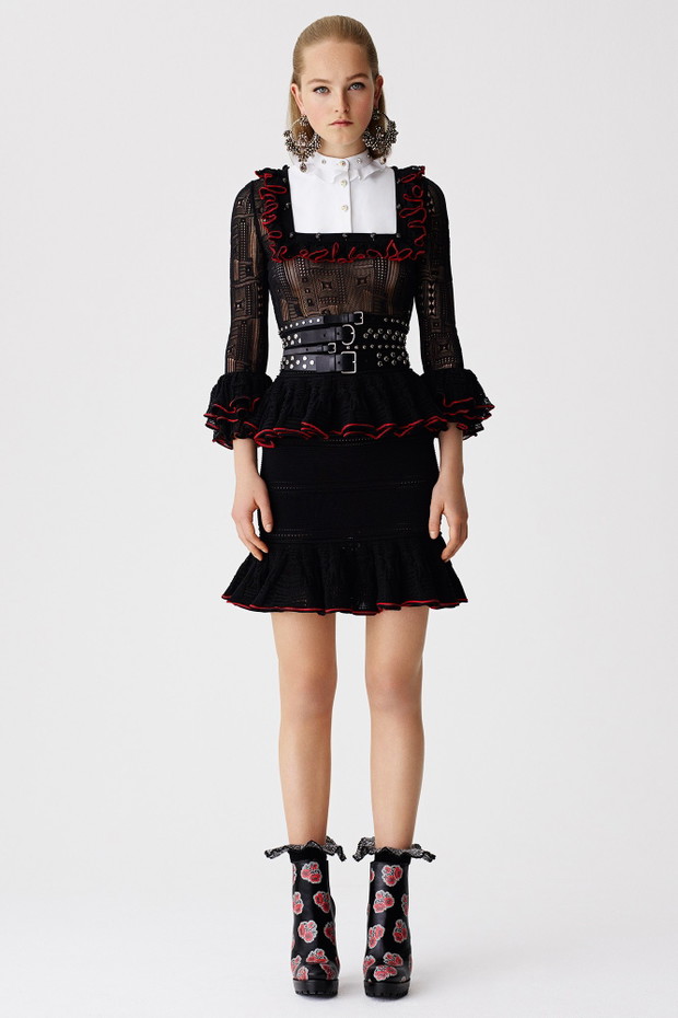 Alexander McQueen Resort 2017