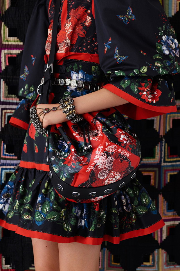 Alexander McQueen Resort 2017