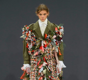 Viktor & Rolf haute couture jesień-zima 2016/2017, fot. Imaxtree