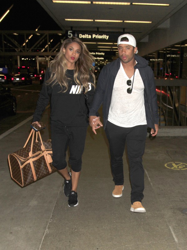 Ciara i Russell Wilson na lotnisku w Los Angeles, 19.05.2016, fot. East News