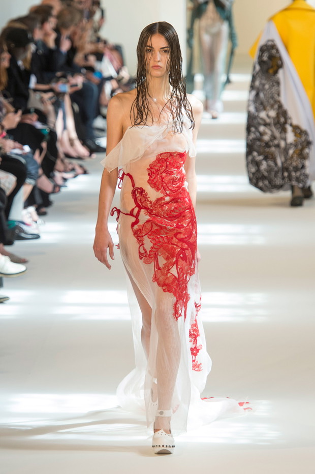 Maison Margiela haute couture jesień-zima 2016/2017, fot. Imaxtree