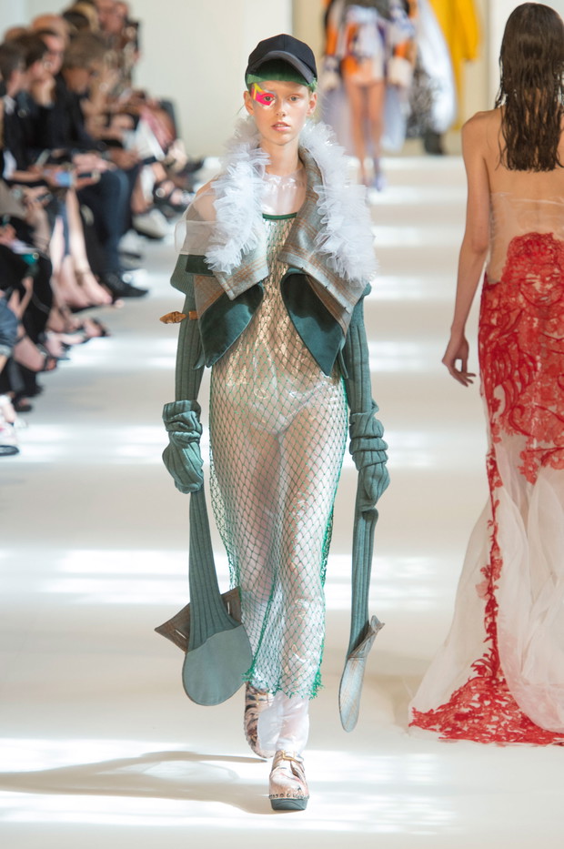 Maison Margiela haute couture jesień-zima 2016/2017, fot. Imaxtree