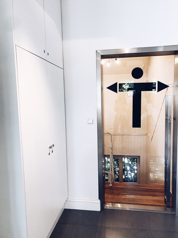 TEN Salon