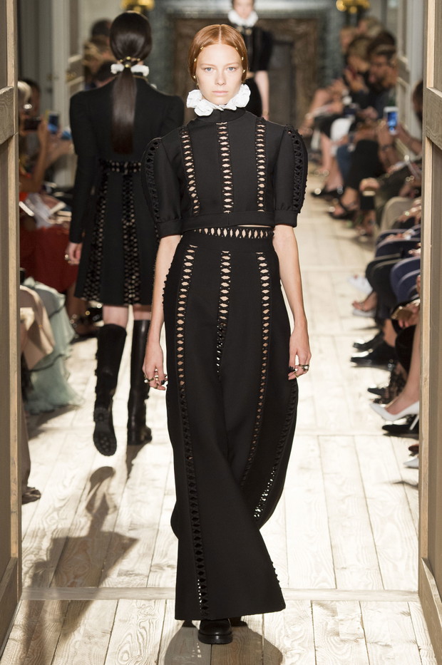 Valentino haute couture jesień-zima 2016/2017, fot. Imaxtree