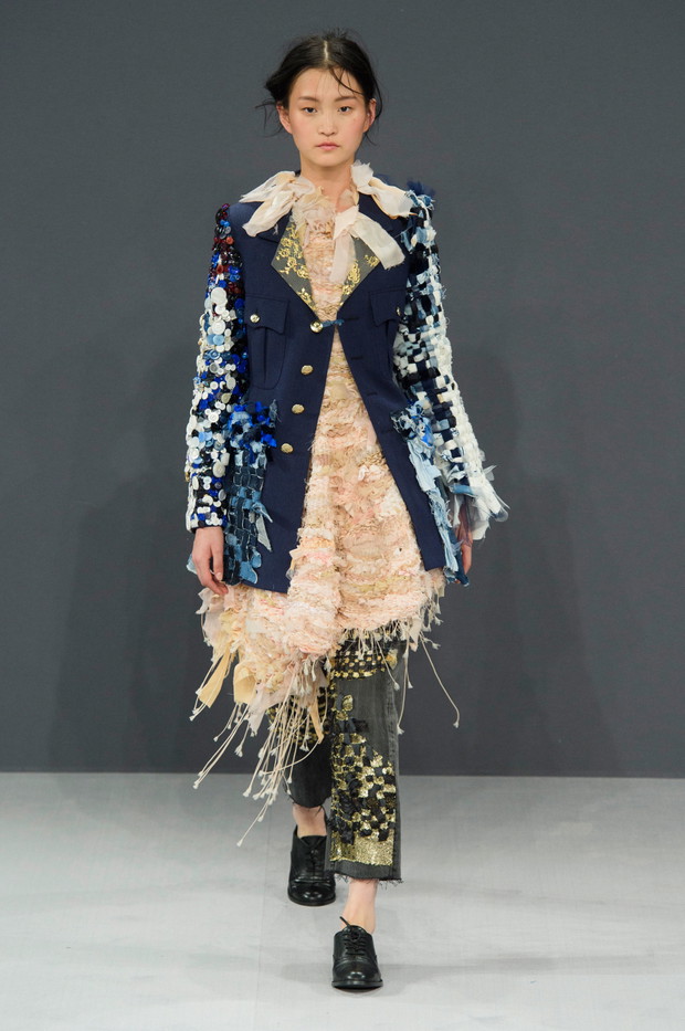 Viktor & Rolf haute couture jesień-zima 2016/2017, fot. Imaxtree