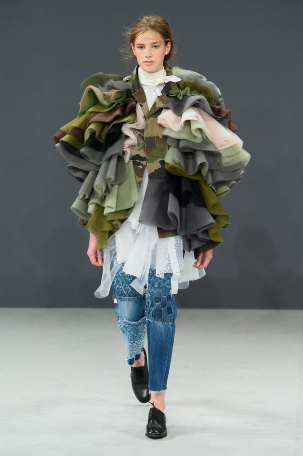 Viktor & Rolf haute couture jesień-zima 2016/2017, fot. Imaxtree