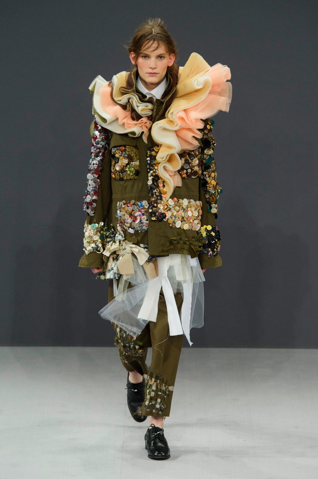 Viktor & Rolf haute couture jesień-zima 2016/2017, fot. Imaxtree