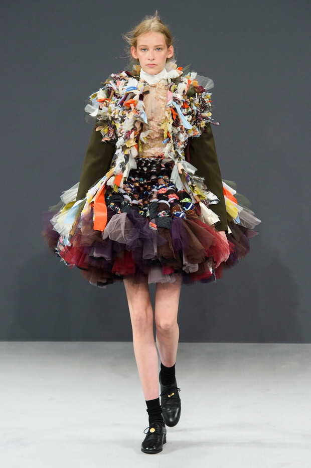 Viktor & Rolf haute couture jesień-zima 2016/2017, fot. Imaxtree