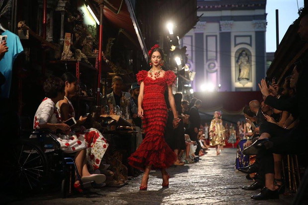 Dolce & Gabbana Alta Moda jesień-zima 2016/2017, fot. facebook.com/Dolcegabbana