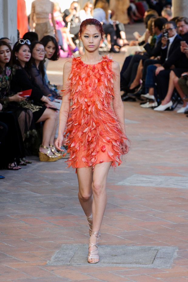 Pokaz Alberta Ferretti SS18