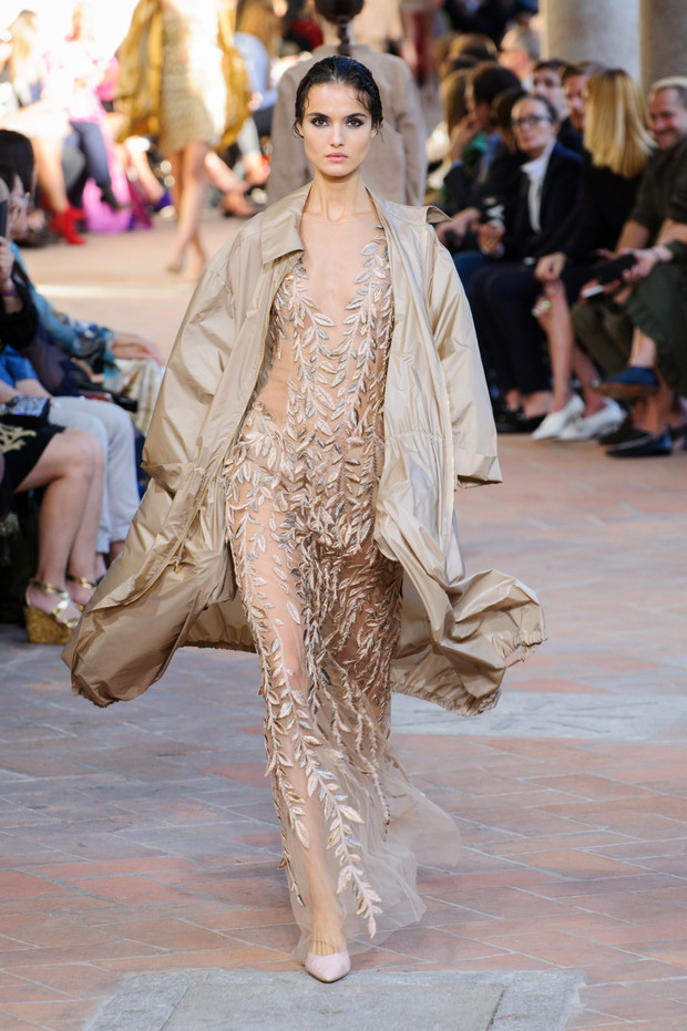 Pokaz Alberta Ferretti SS18