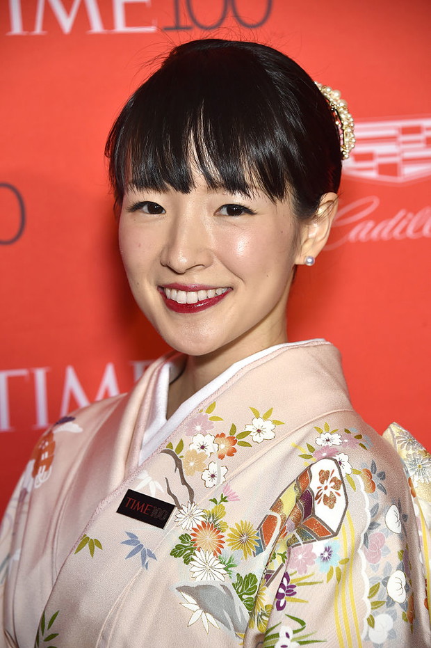 Marie Kondo, układanie ubrań metodą KonMari