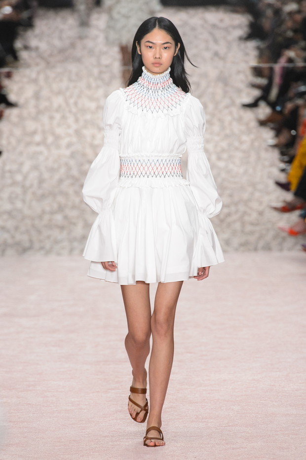 Pokaz Carolina Herrera SS19