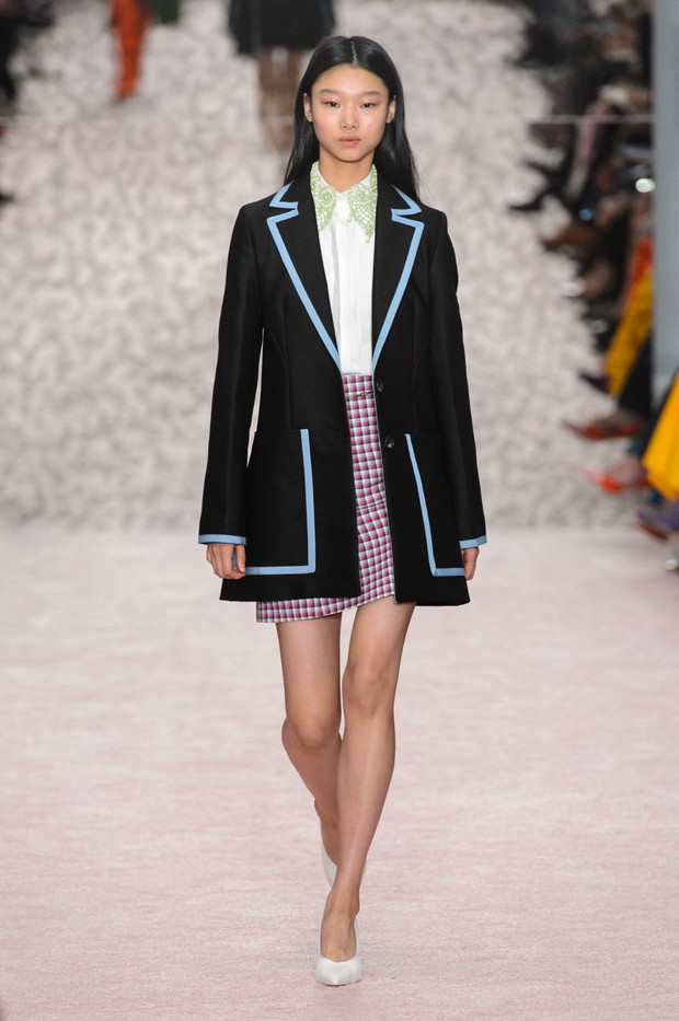 Pokaz Carolina Herrera SS19