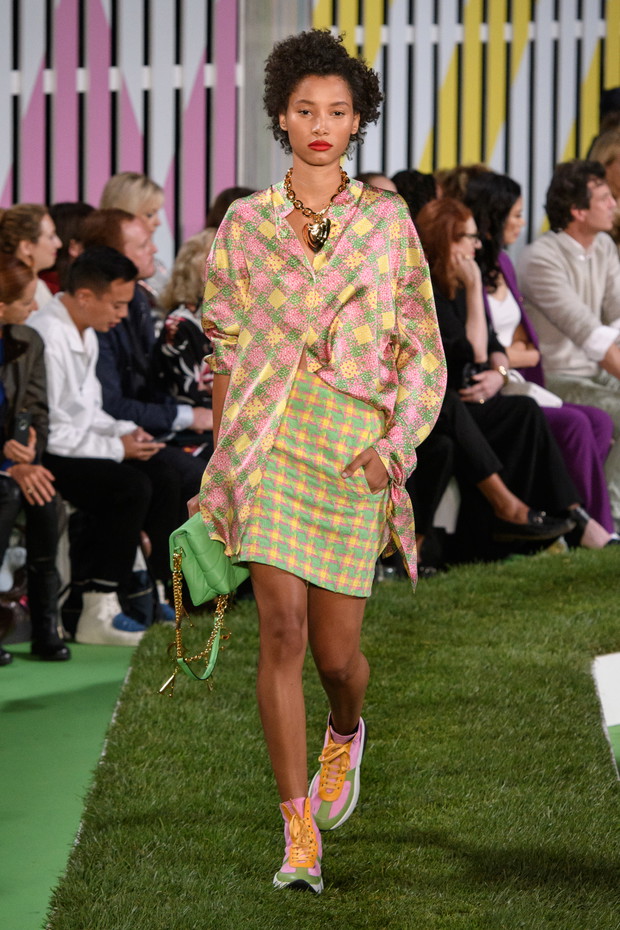 Pokaz Escada SS19