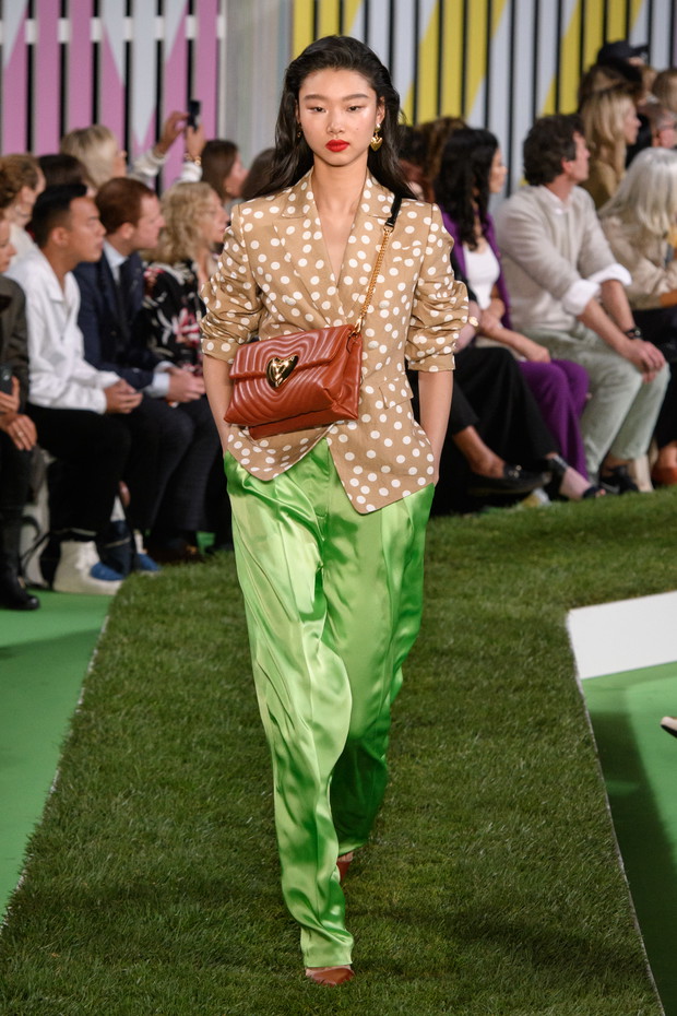 Pokaz Escada SS19