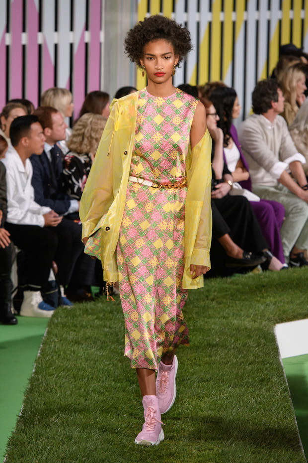 Pokaz Escada SS19
