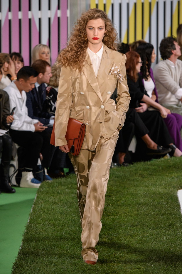 Pokaz Escada SS19